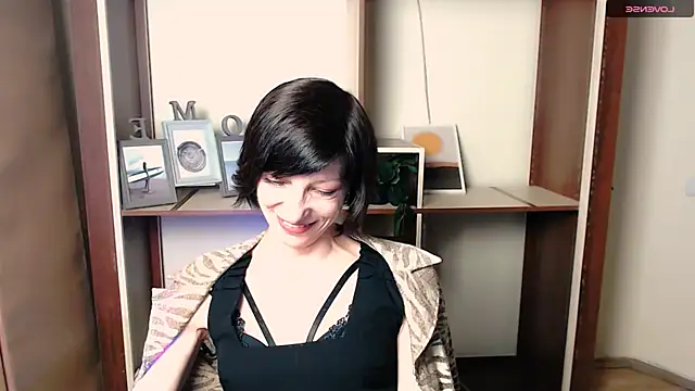  AngeliaFlow  online show from 11-04-25, 07:56