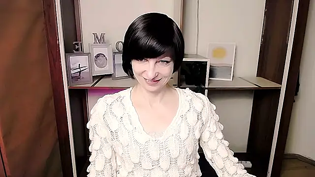  AngeliaFlow  online show from 02-09-26, 08:34