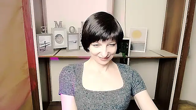  AngeliaFlow  online show from 02-20-26, 08:16