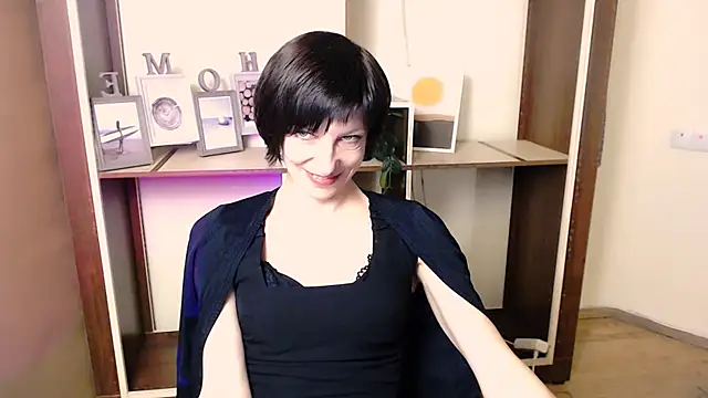  AngeliaFlow  online show from 12-05-25, 03:32