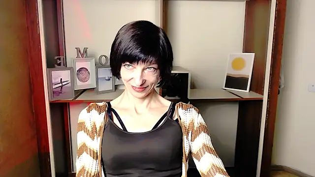 Snapshot of _AngeliaFlow_ chatting on 09-30-25, 06:52 AngeliaFlow online show from 09-30-25, 06:52