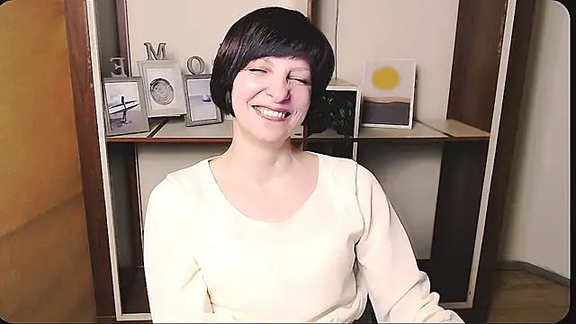  AngeliaFlow  online show from 03-31-26, 09:00