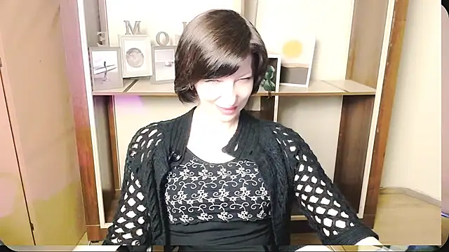 Snapshot of _AngeliaFlow_ chatting on 05-18-26, 08:52 AngeliaFlow online show from 05-18-26, 08:52