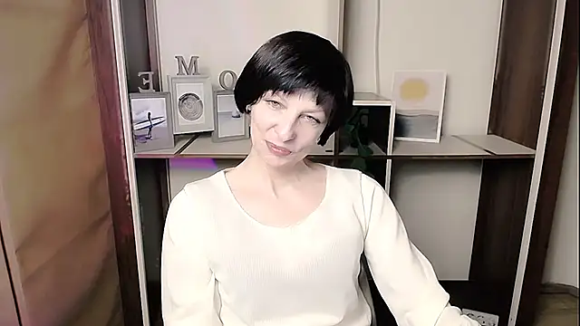  AngeliaFlow  online show from 03-03-26, 07:59