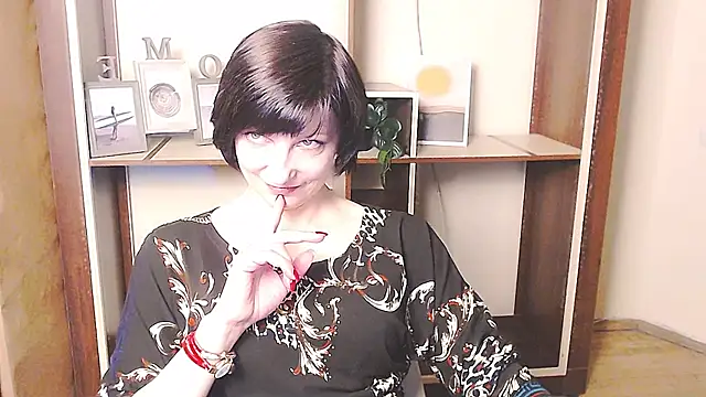 Snapshot of _AngeliaFlow_ chatting on 04-24-26, 10:39 AngeliaFlow online show from 04-24-26, 10:39