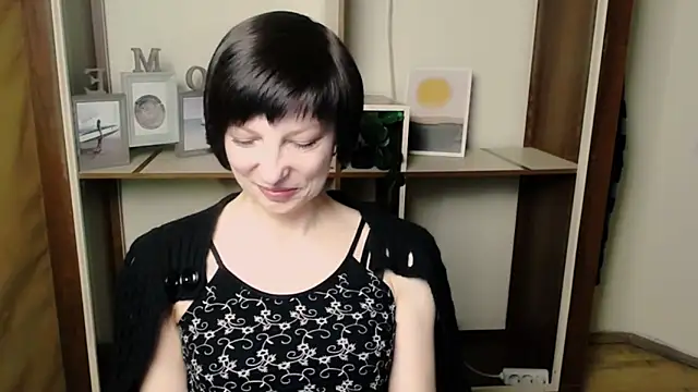  AngeliaFlow  online show from 03-11-26, 08:19