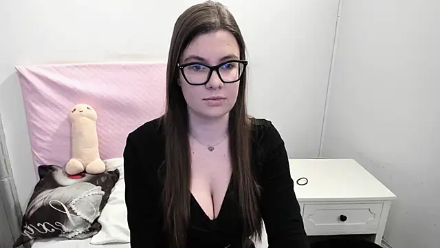 CarolineFlirt online show from 03-25-26, 03:33