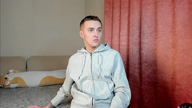 crazybottom99 online show from 11-06-25, 06:12