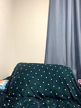 nickelfie online show from 09-10-25, 02:32