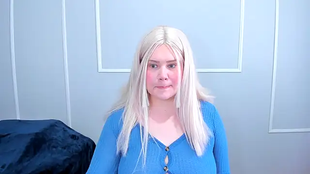  leana  online show from 12-21-25, 06:42