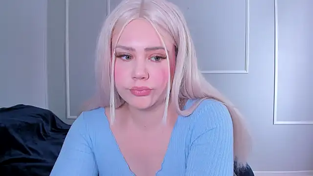 Snapshot of _leana_ chatting on 03-05-25, 02:34 leana online show from 03-05-25, 02:34