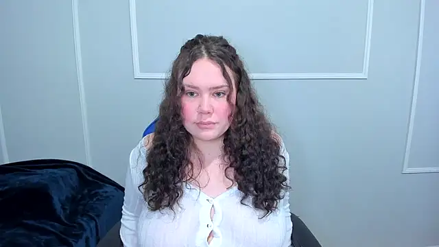  leana  online show from 05-14-26, 05:32