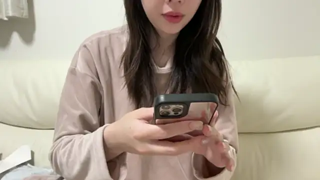 Snapshot of -KURUMI- chatting on 05-13-26, 07:59 -KURUMI- online show from 05-13-26, 07:59