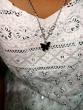 Miss ii0 online show from 02-05-25, 01:37