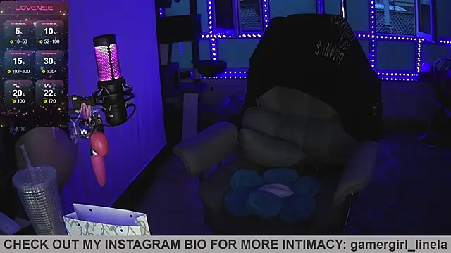 Gamergirl-Linela online show from 04-12-26, 04:38