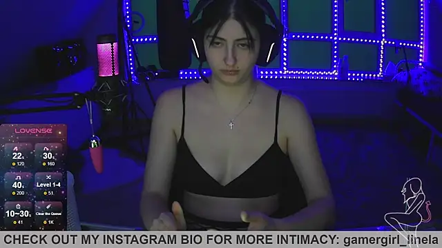 Snapshot of Gamergirl-Linela chatting on 09-11-25, 04:45 Gamergirl-Linela online show from 09-11-25, 04:45