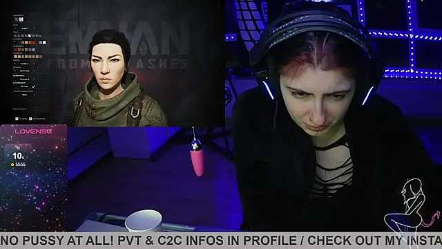 Snapshot of Gamergirl-Linela chatting on 03-19-25, 01:32 Gamergirl-Linela online show from 03-19-25, 01:32