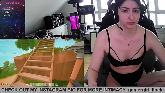 Gamergirl-Linela online show from 06-12-26, 02:48