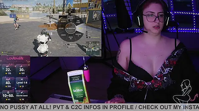 Snapshot of Gamergirl-Linela chatting on 03-22-25, 06:03 Gamergirl-Linela online show from 03-22-25, 06:03