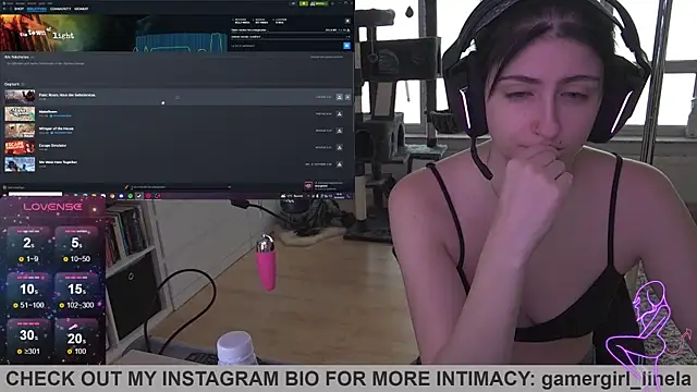 Snapshot of Gamergirl-Linela chatting on 09-23-25, 02:46 Gamergirl-Linela online show from 09-23-25, 02:46