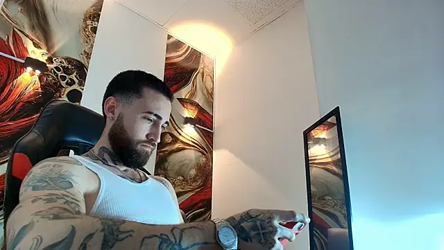 Luke davis01 online show from 06-24-26, 12:59