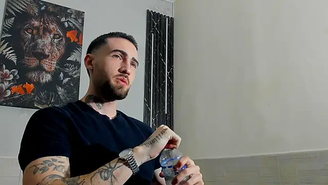 Luke davis01 online show from 02-25-25, 01:21