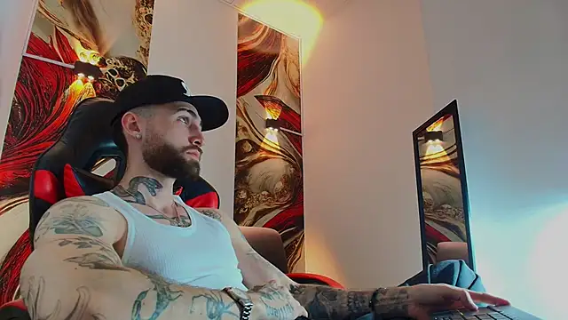 Luke davis01 online show from 12-03-25, 01:21