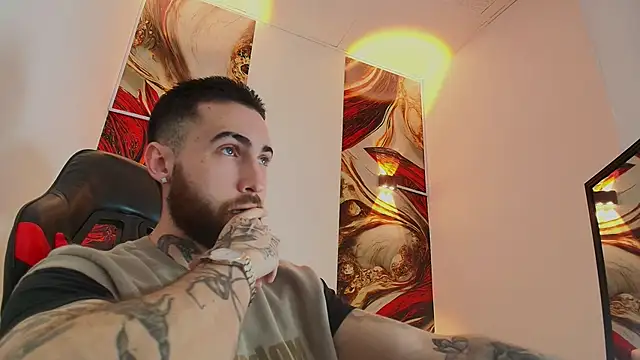 Luke davis01 online show from 10-25-25, 01:12