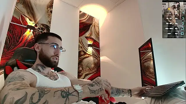 Snapshot of Luke_davis01 chatting on 02-20-26, 01:13 Luke davis01 online show from 02-20-26, 01:13