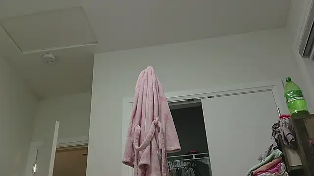 xxxamysmanxxx online show from 05-17-26, 04:12