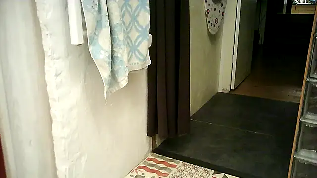 Snapshot of archange_17 chatting on 02-20-25, 06:50 archange 17 online show from 02-20-25, 06:50