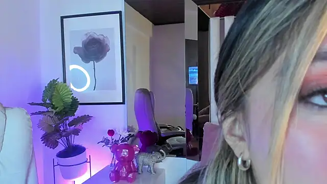 Cloee Rainbow1 online show from 02-17-26, 12:13