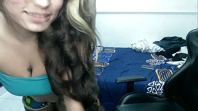 Snapshot of andrey_mishel_hot chatting on 02-07-25, 06:56 andrey mishel hot online show from 02-07-25, 06:56