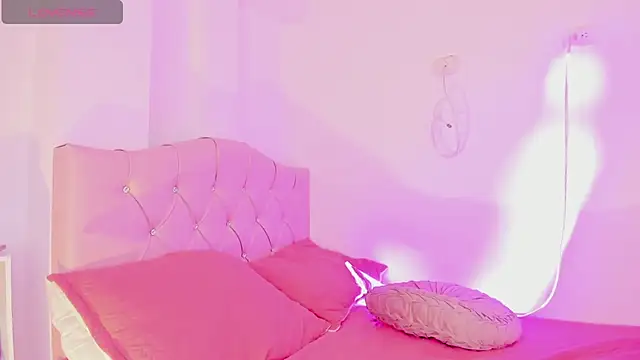 VictoriaBlackfire online show from 12-23-25, 05:40