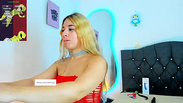 Vickyallien online show from 11-28-25, 04:18