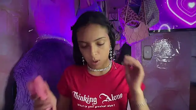 Skye Moore online show from 07-29-26, 02:00