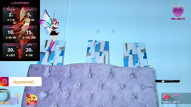 Skye Moore online show from 10-07-25, 06:53