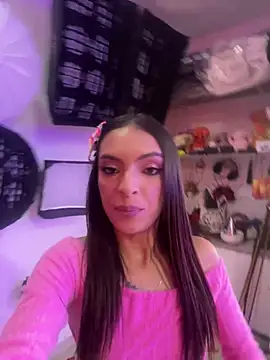 Skye Moore online show from 02-09-26, 05:00