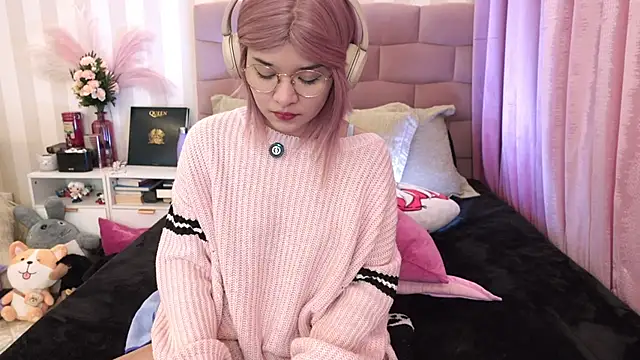 NataliaNovak online show from 04-10-26, 12:12