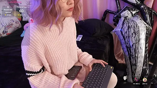 NataliaNovak online show from 10-28-25, 09:03