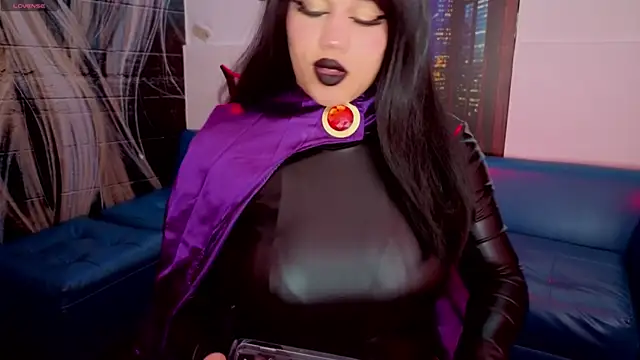 Snapshot of Rouse_darkk chatting on 10-31-25, 04:42 Rouse darkk online show from 10-31-25, 04:42