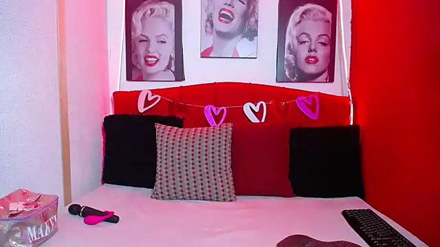 Tiana Ebony18 online show from 02-14-26, 12:05