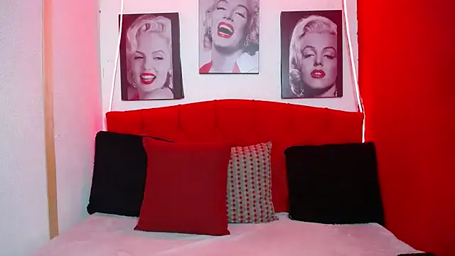 Tiana Ebony18 online show from 03-08-26, 12:08