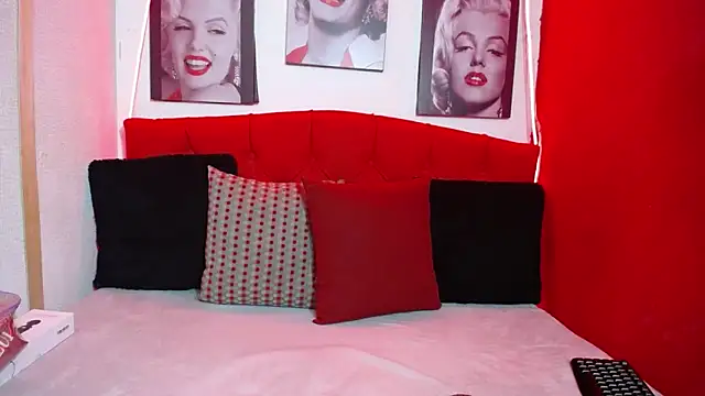 Tiana Ebony18 online show from 03-04-26, 12:02