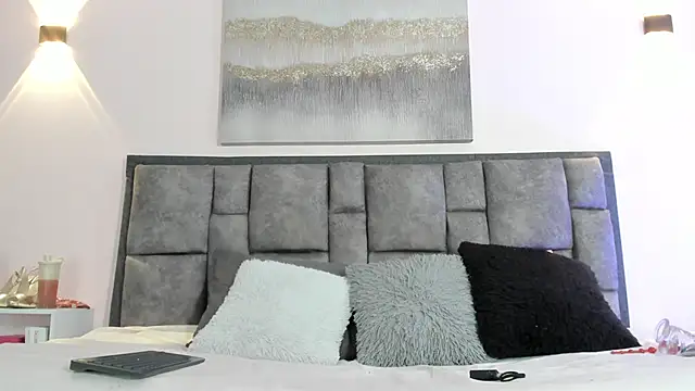 AdelaLust online show from 11-27-25, 04:35