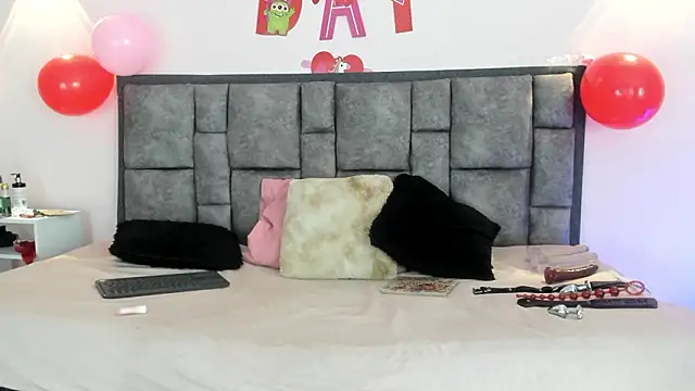 AdelaLust online show from 02-14-26, 04:45