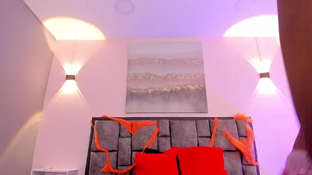 AdelaLust online show from 10-31-25, 03:47