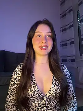 Snapshot of Daria-maus24 chatting on 06-11-26, 05:43 Daria-maus24 online show from 06-11-26, 05:43