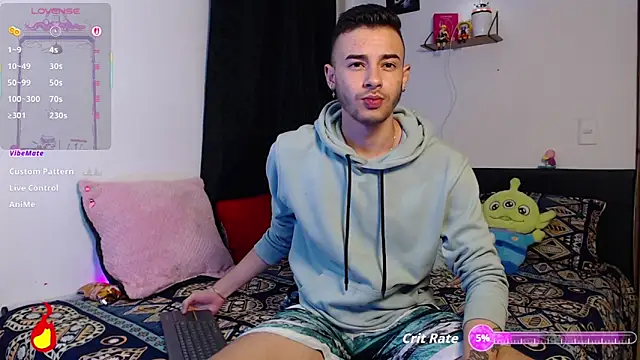 kyle clint07 online show from 11-30-25, 02:23