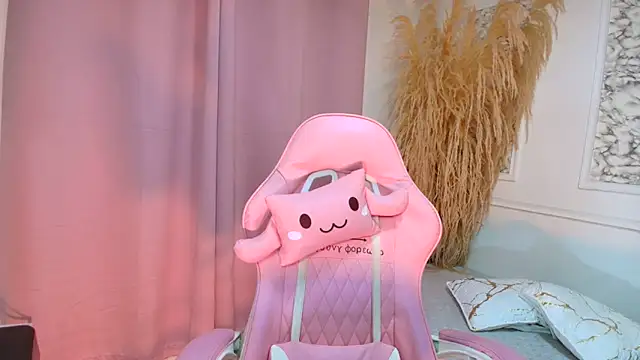 Danella houston online show from 03-04-26, 06:48